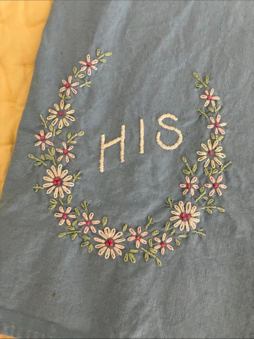 Vintage linens pair